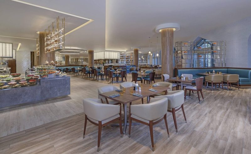 Dining tables and the buffet at Saffron, Atlantis, The Palm